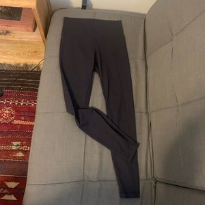 Lulu lemon size 8 Align high rise black